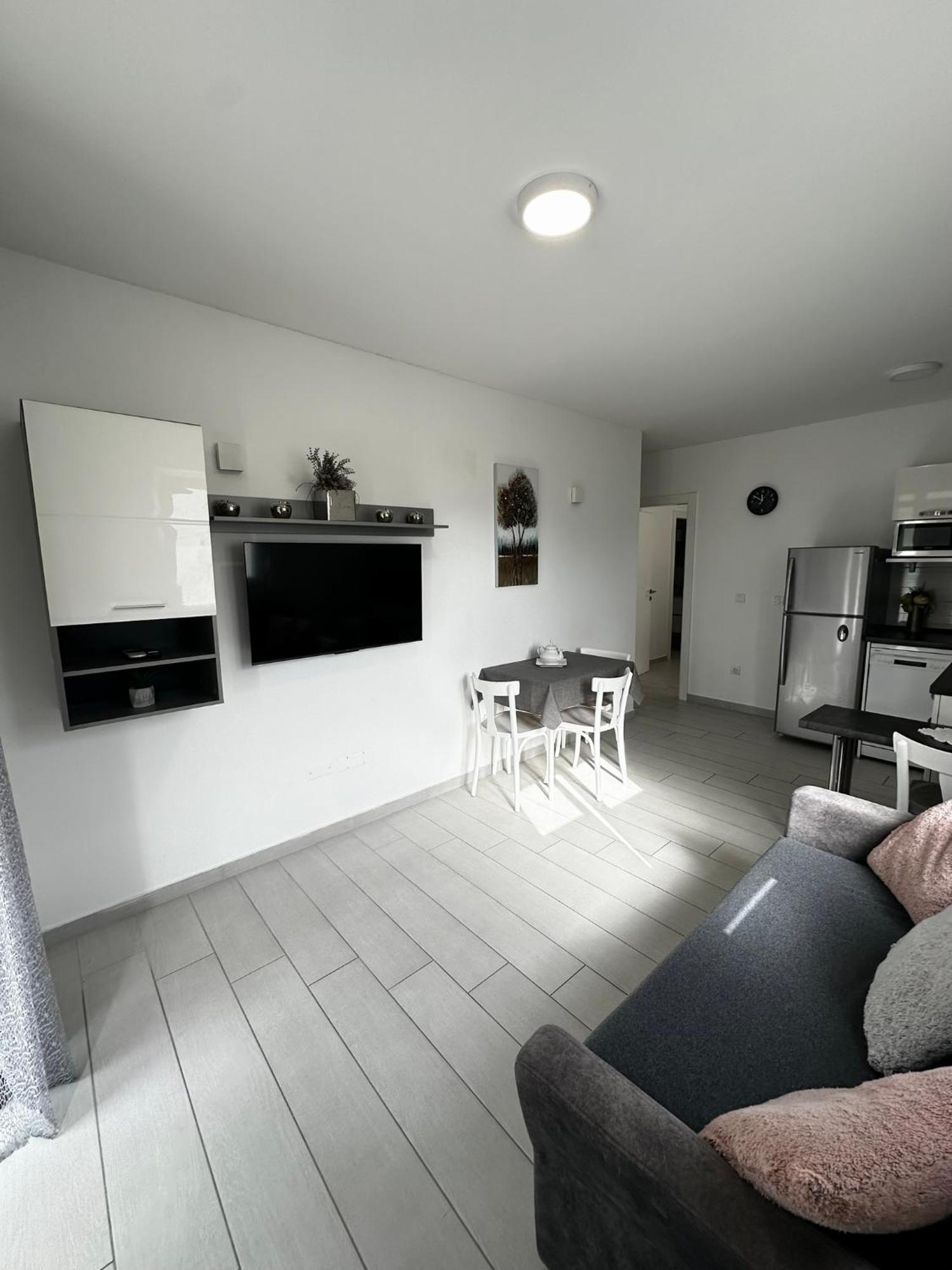 Apartments Danica Promajna Dış mekan fotoğraf